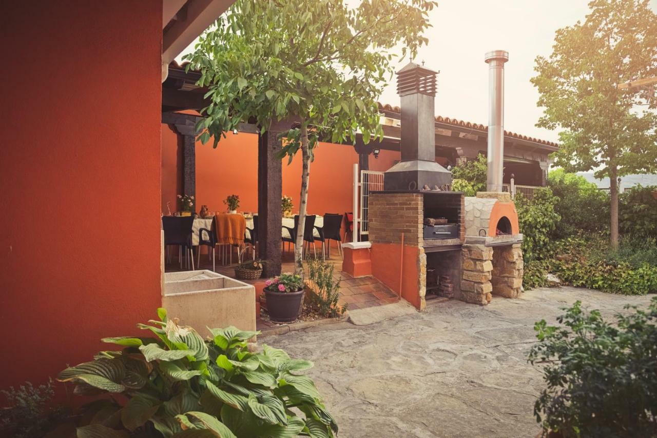 Casa Rural El Sauce. A 2,5 Km De Cuenca Capital Nohales المظهر الخارجي الصورة